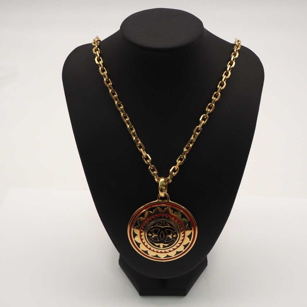 CHANEL Necklace - Picture 11 of 13